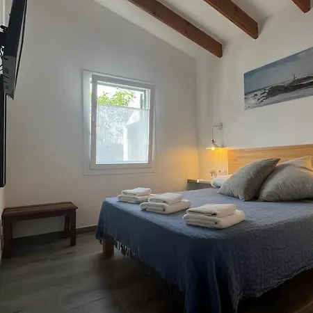 Con Piscina Y Playa Сон-Шоригер